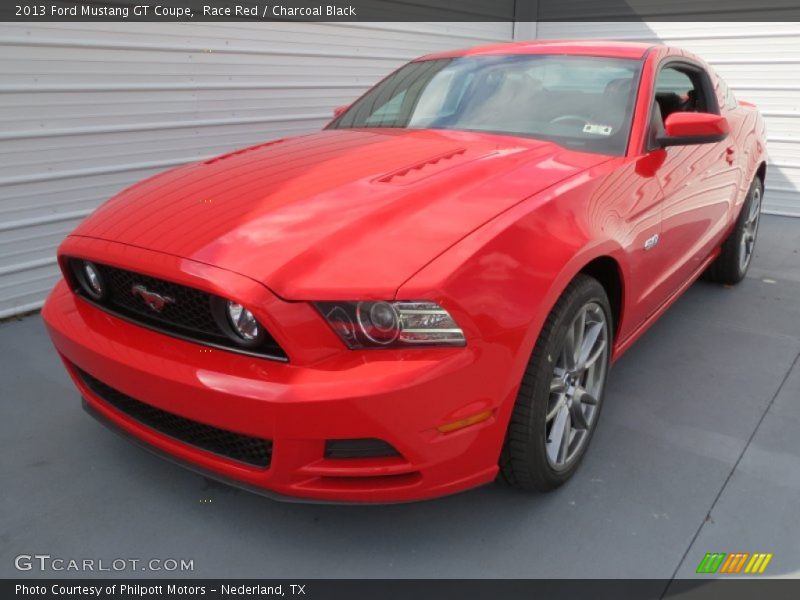 Front 3/4 View of 2013 Mustang GT Coupe