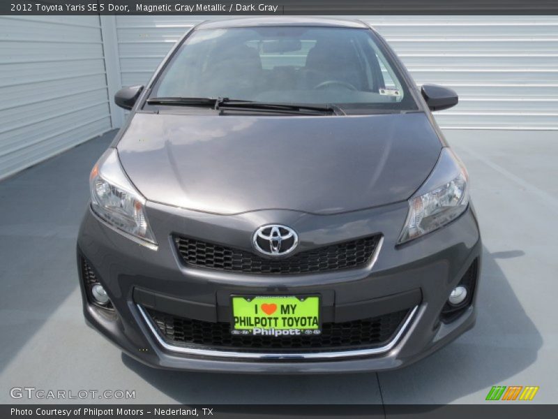 Magnetic Gray Metallic / Dark Gray 2012 Toyota Yaris SE 5 Door