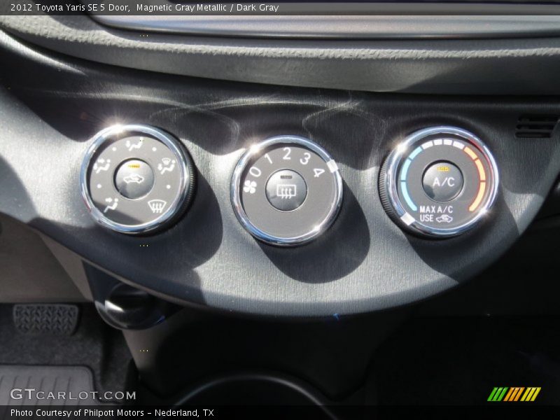 Magnetic Gray Metallic / Dark Gray 2012 Toyota Yaris SE 5 Door