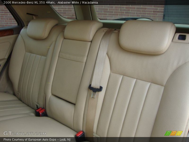 Alabaster White / Macadamia 2006 Mercedes-Benz ML 350 4Matic