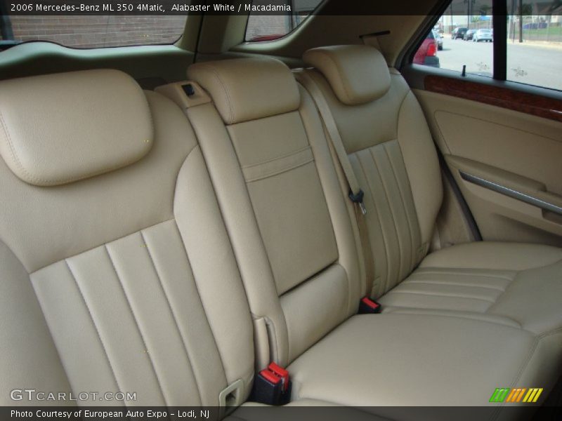Alabaster White / Macadamia 2006 Mercedes-Benz ML 350 4Matic