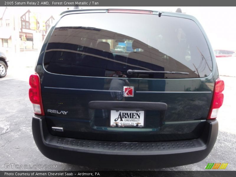 Forest Green Metallic / Tan 2005 Saturn Relay 2 AWD