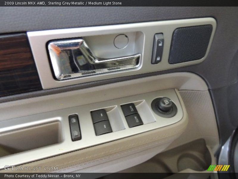 Sterling Grey Metallic / Medium Light Stone 2009 Lincoln MKX AWD