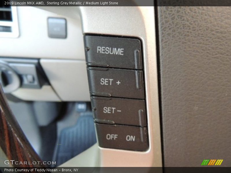 Sterling Grey Metallic / Medium Light Stone 2009 Lincoln MKX AWD