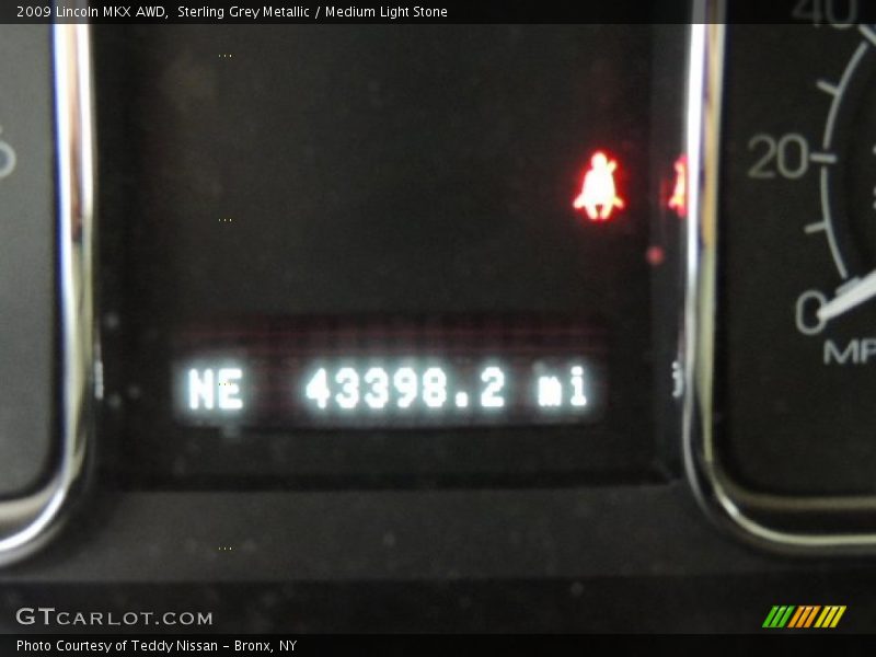 Sterling Grey Metallic / Medium Light Stone 2009 Lincoln MKX AWD