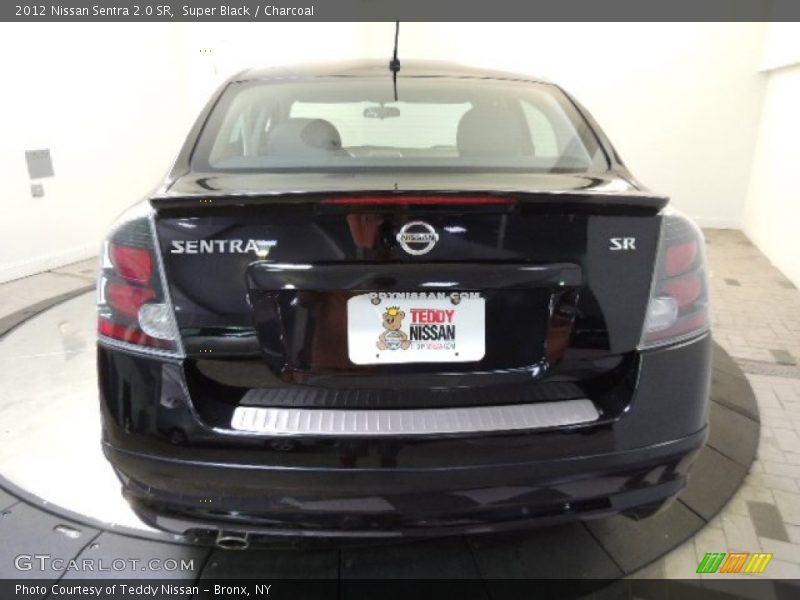 Super Black / Charcoal 2012 Nissan Sentra 2.0 SR