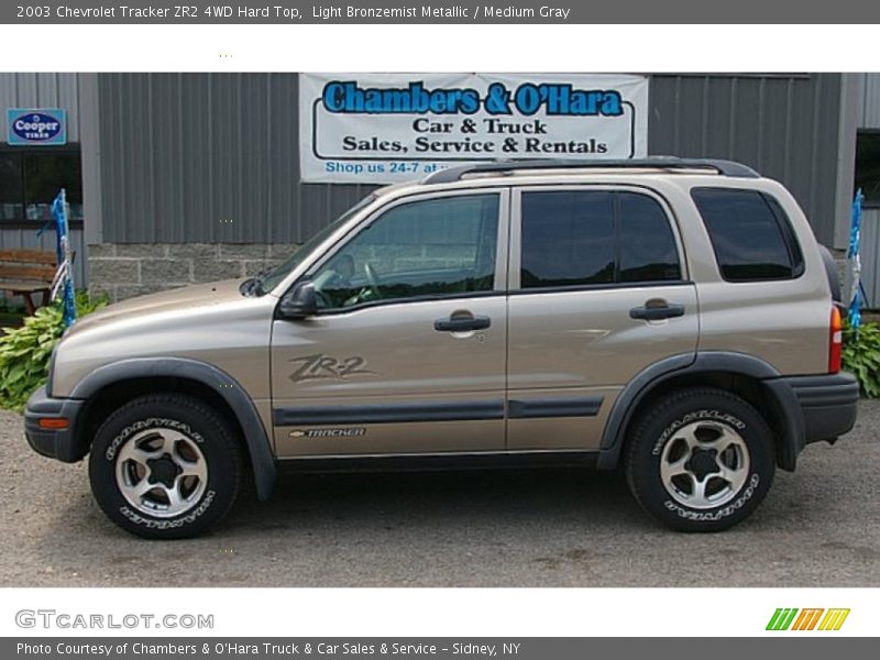 Light Bronzemist Metallic / Medium Gray 2003 Chevrolet Tracker ZR2 4WD Hard Top