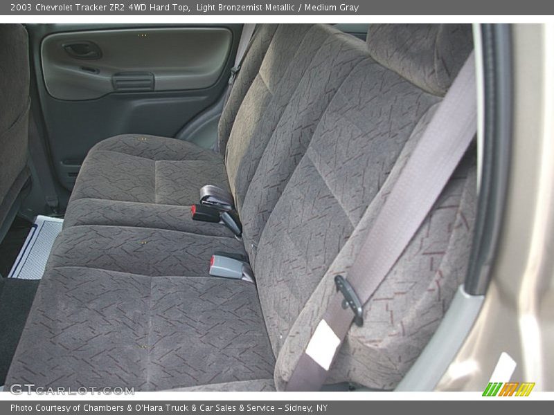 Light Bronzemist Metallic / Medium Gray 2003 Chevrolet Tracker ZR2 4WD Hard Top