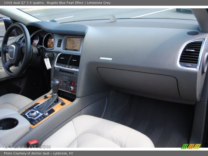 Mugello Blue Pearl Effect / Limestone Grey 2009 Audi Q7 3.6 quattro