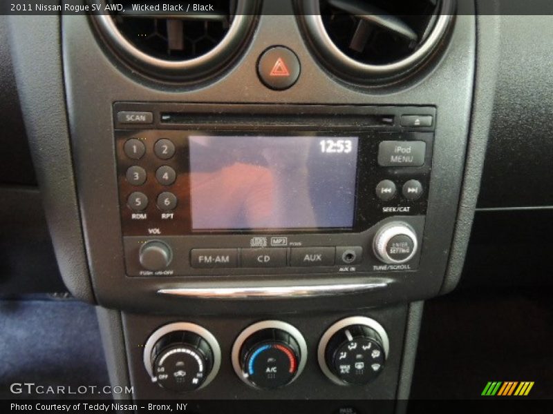 Wicked Black / Black 2011 Nissan Rogue SV AWD