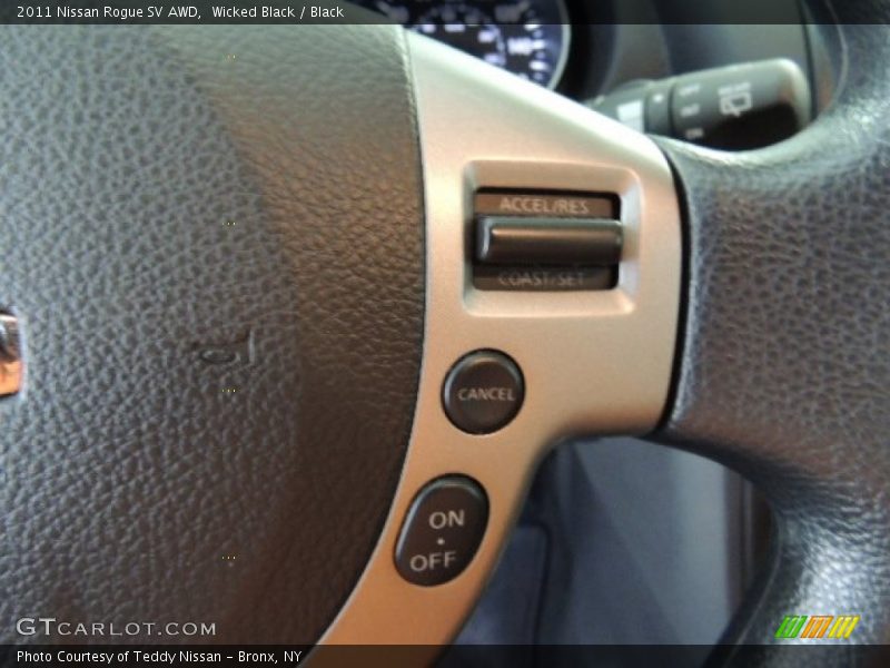 Wicked Black / Black 2011 Nissan Rogue SV AWD