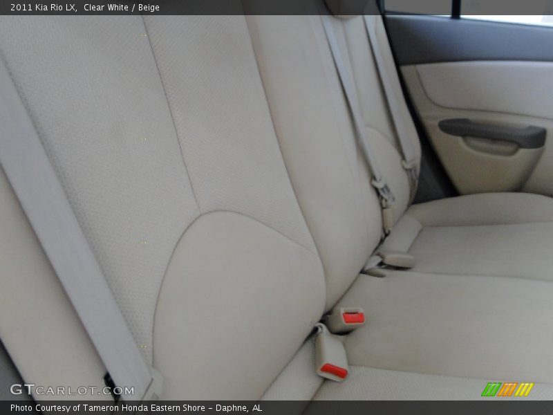 Clear White / Beige 2011 Kia Rio LX