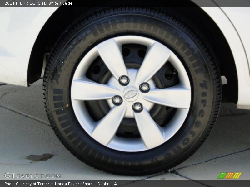 Clear White / Beige 2011 Kia Rio LX