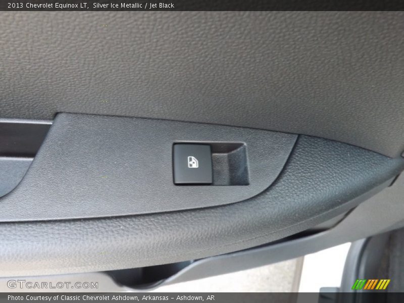 Silver Ice Metallic / Jet Black 2013 Chevrolet Equinox LT