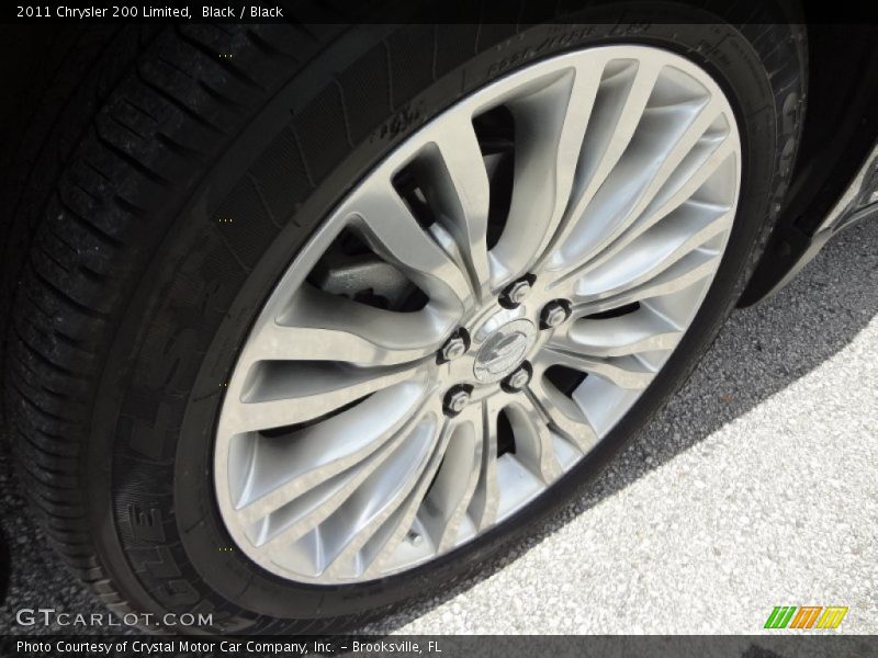 Black / Black 2011 Chrysler 200 Limited