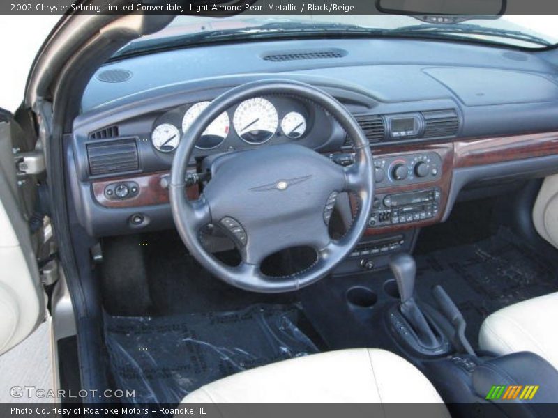 Light Almond Pearl Metallic / Black/Beige 2002 Chrysler Sebring Limited Convertible