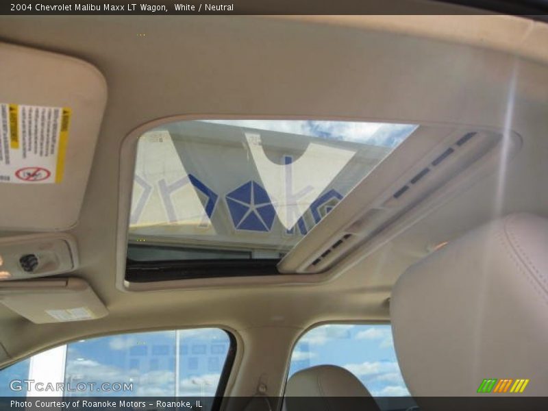 White / Neutral 2004 Chevrolet Malibu Maxx LT Wagon