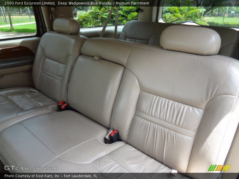  2000 Excursion Limited Medium Parchment Interior