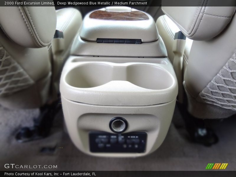 Deep Wedgewood Blue Metallic / Medium Parchment 2000 Ford Excursion Limited