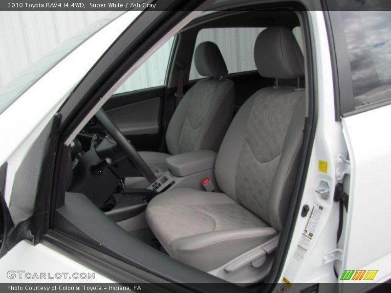 Super White / Ash Gray 2010 Toyota RAV4 I4 4WD
