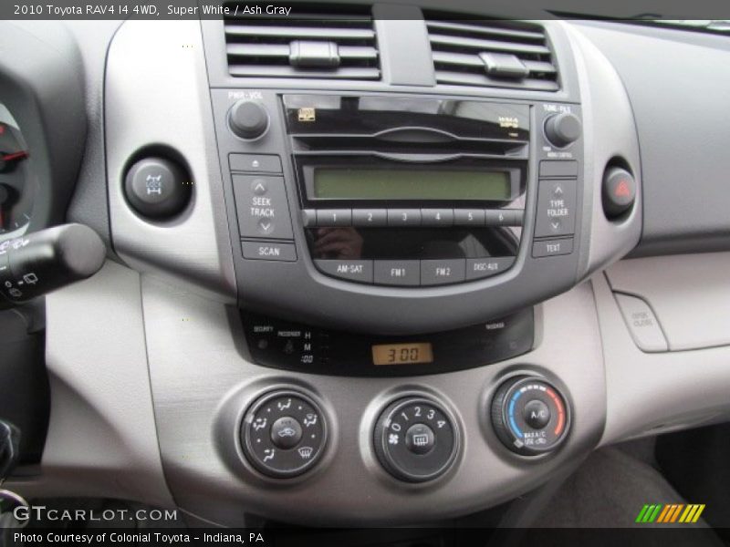 Super White / Ash Gray 2010 Toyota RAV4 I4 4WD