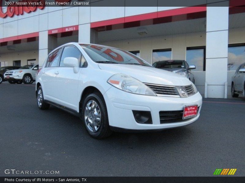 Fresh Powder / Charcoal 2007 Nissan Versa S