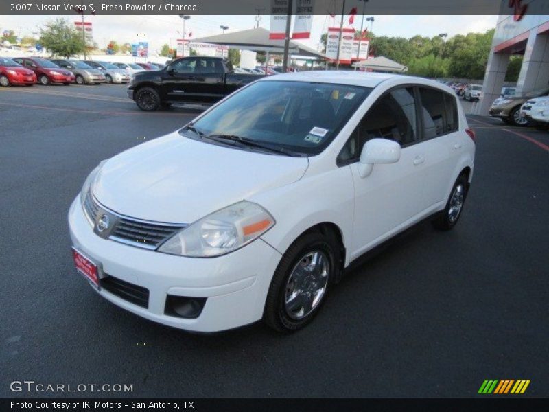 Fresh Powder / Charcoal 2007 Nissan Versa S