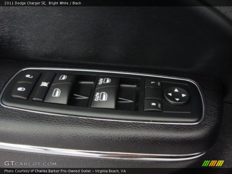 Bright White / Black 2011 Dodge Charger SE