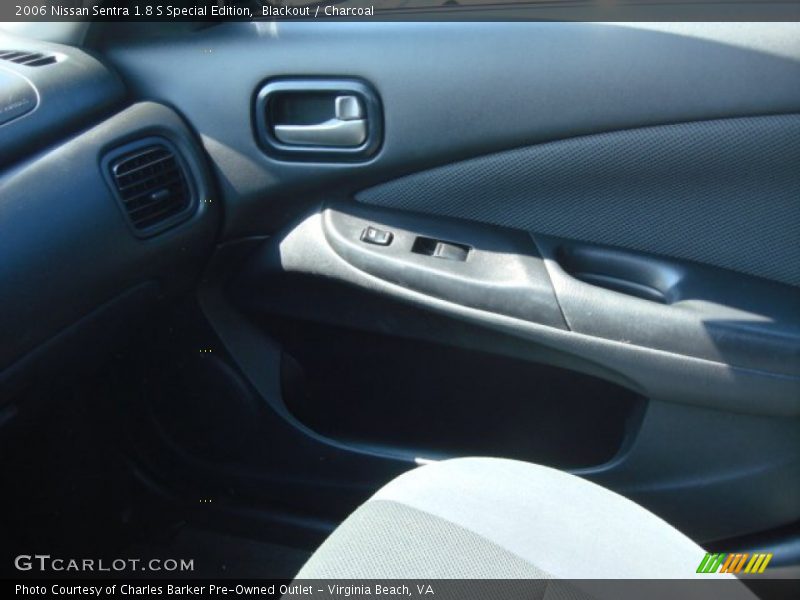 Blackout / Charcoal 2006 Nissan Sentra 1.8 S Special Edition