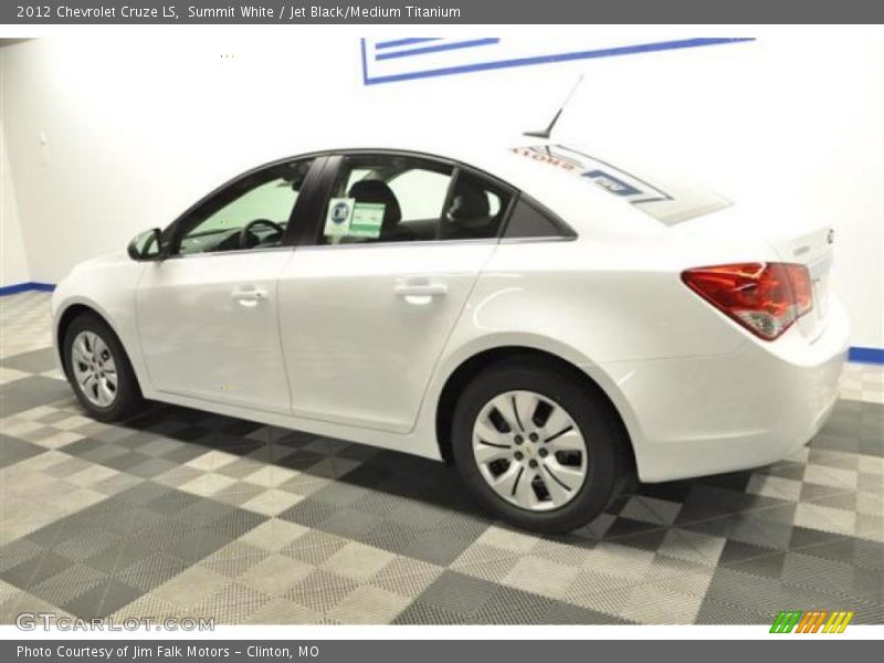 Summit White / Jet Black/Medium Titanium 2012 Chevrolet Cruze LS