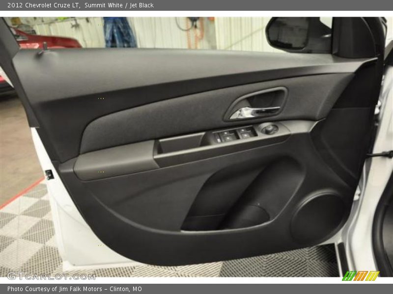 Summit White / Jet Black 2012 Chevrolet Cruze LT