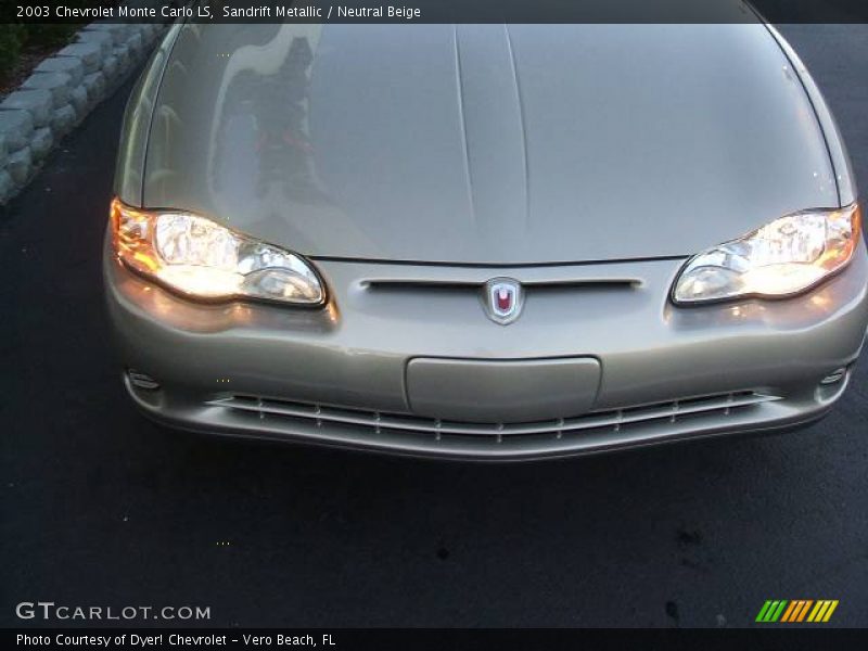 Sandrift Metallic / Neutral Beige 2003 Chevrolet Monte Carlo LS