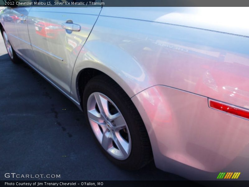 Silver Ice Metallic / Titanium 2012 Chevrolet Malibu LS