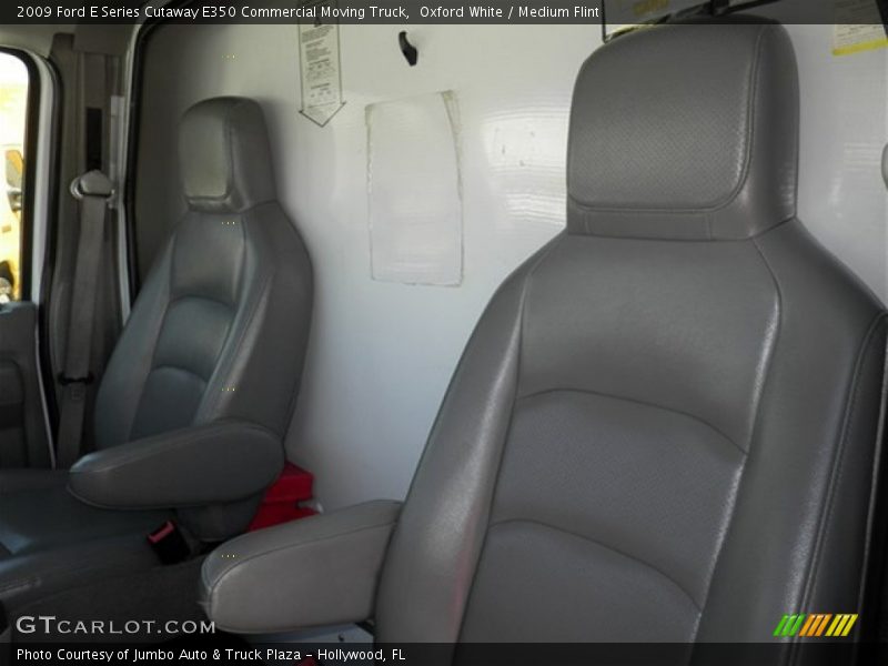 Oxford White / Medium Flint 2009 Ford E Series Cutaway E350 Commercial Moving Truck