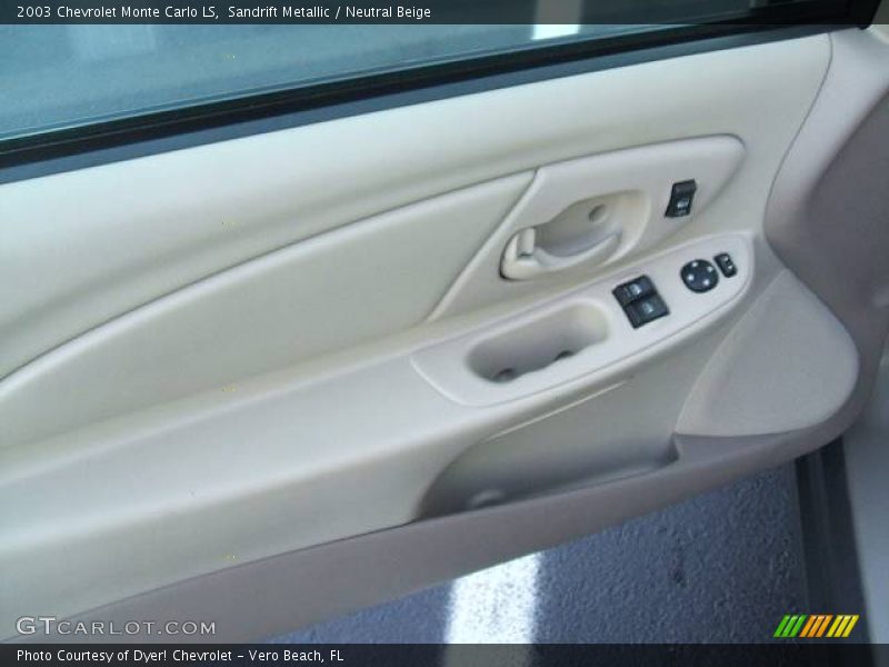 Sandrift Metallic / Neutral Beige 2003 Chevrolet Monte Carlo LS