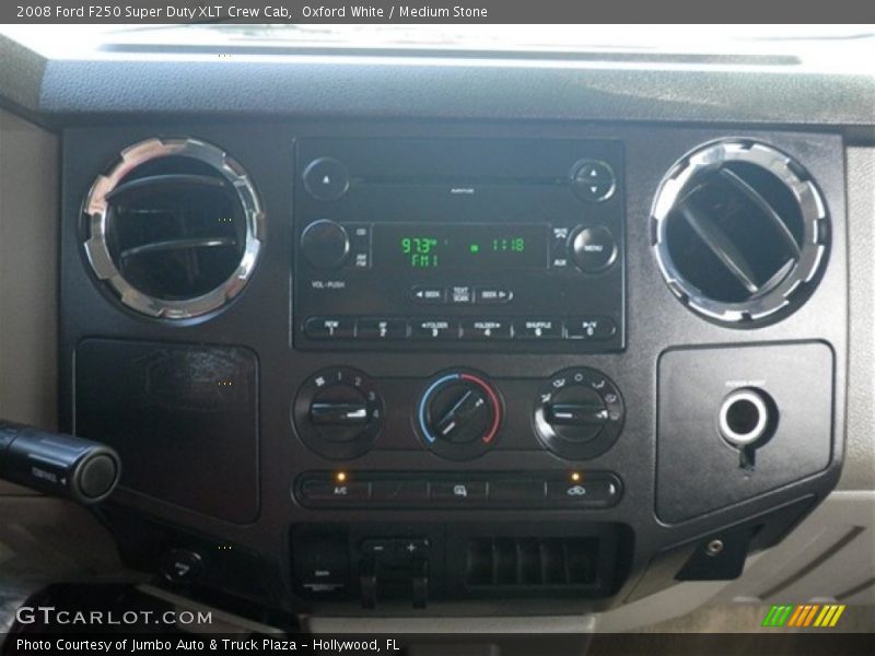 Oxford White / Medium Stone 2008 Ford F250 Super Duty XLT Crew Cab