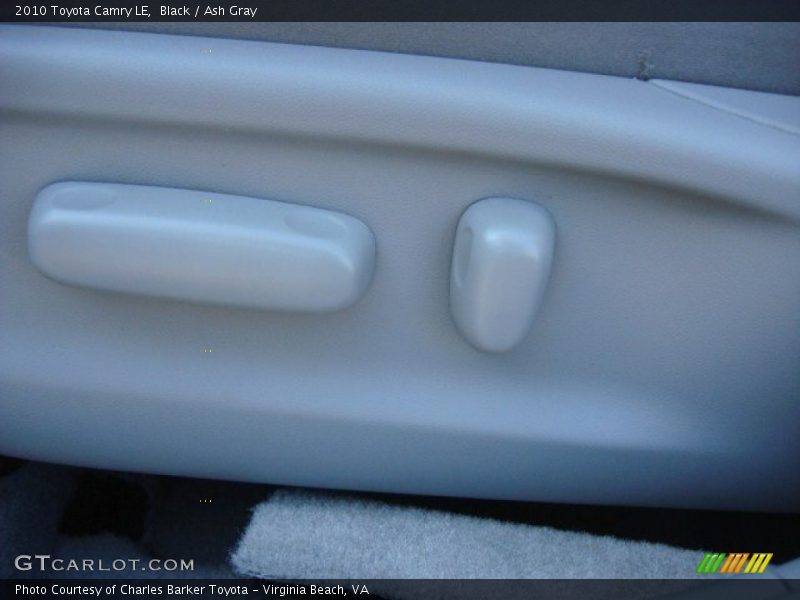 Black / Ash Gray 2010 Toyota Camry LE