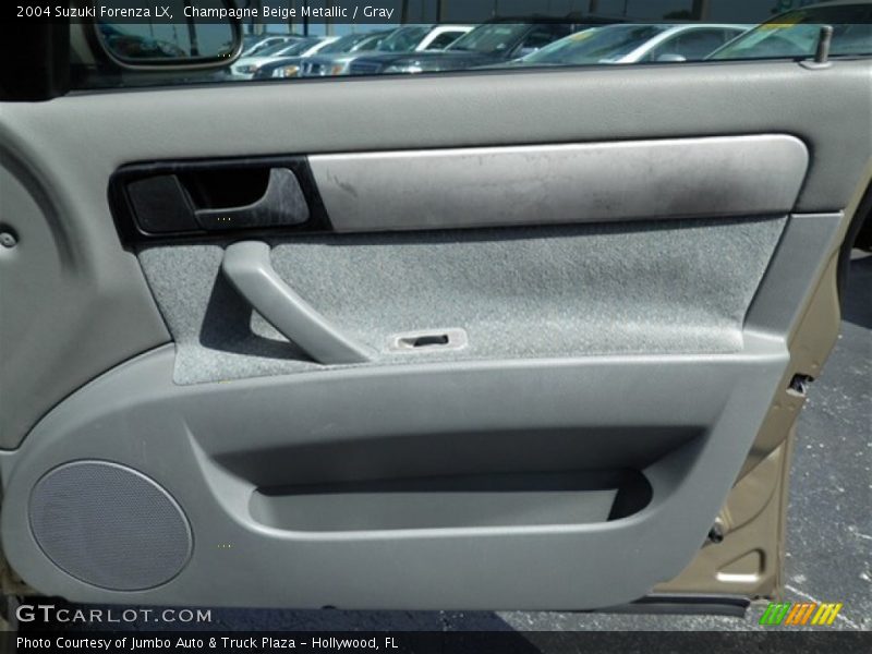 Champagne Beige Metallic / Gray 2004 Suzuki Forenza LX