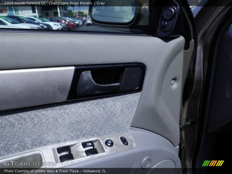Champagne Beige Metallic / Gray 2004 Suzuki Forenza LX