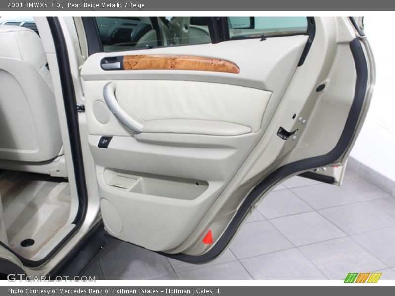 Pearl Beige Metallic / Beige 2001 BMW X5 3.0i