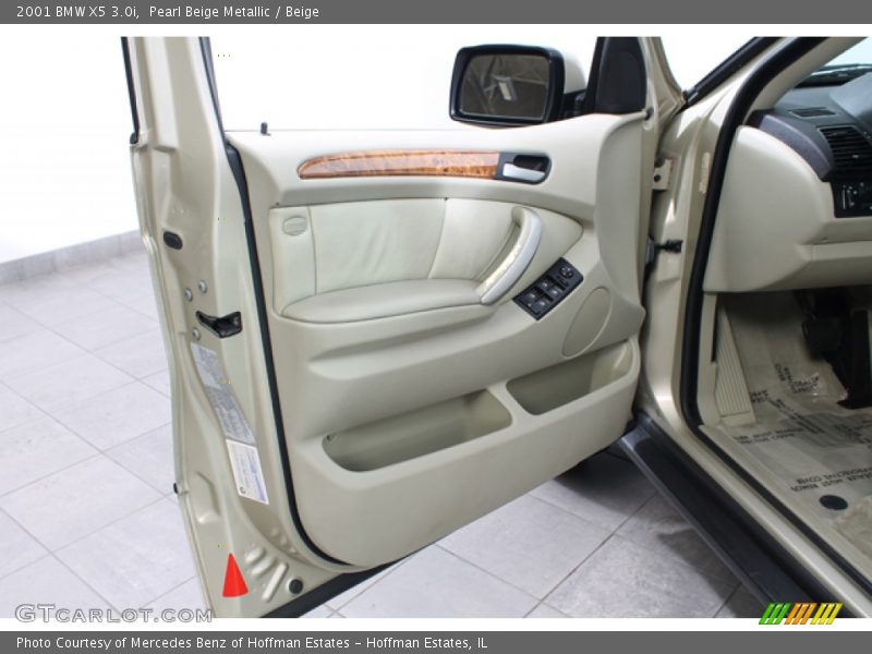 Pearl Beige Metallic / Beige 2001 BMW X5 3.0i