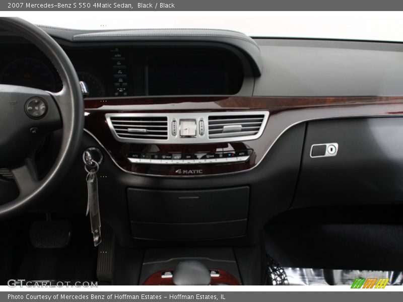 Black / Black 2007 Mercedes-Benz S 550 4Matic Sedan