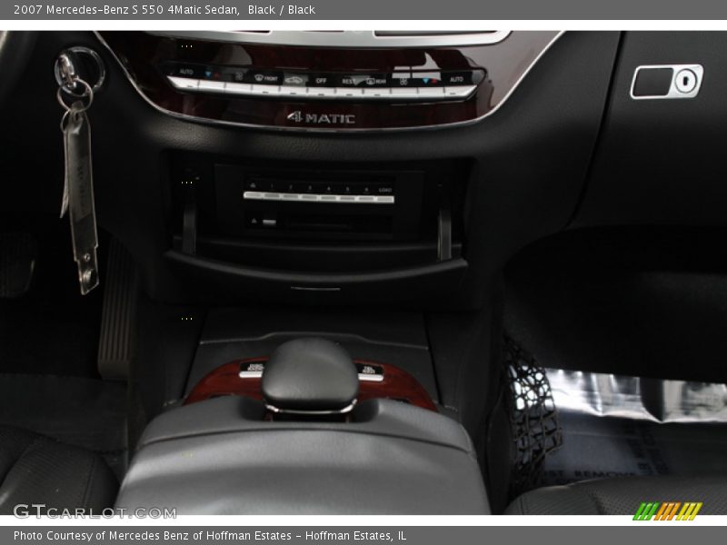 Black / Black 2007 Mercedes-Benz S 550 4Matic Sedan