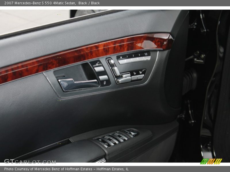 Black / Black 2007 Mercedes-Benz S 550 4Matic Sedan