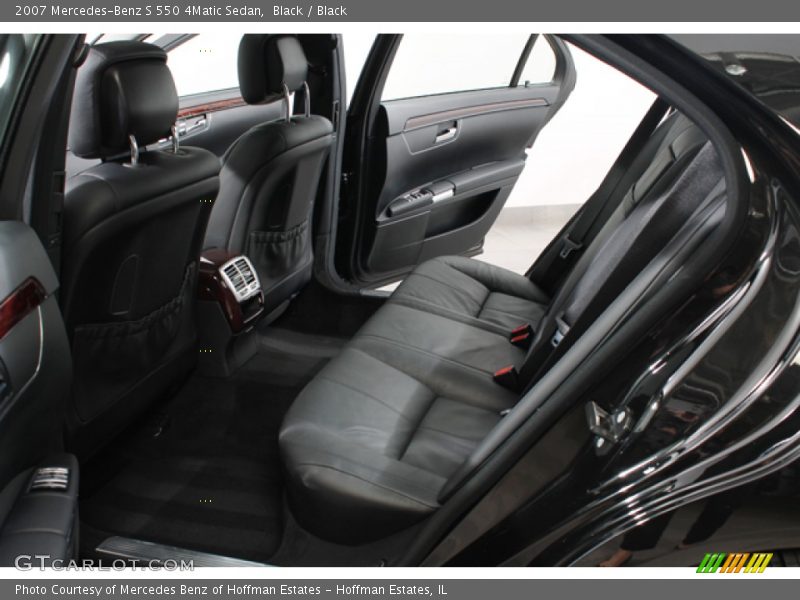 Black / Black 2007 Mercedes-Benz S 550 4Matic Sedan