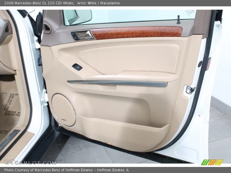 Arctic White / Macadamia 2008 Mercedes-Benz GL 320 CDI 4Matic
