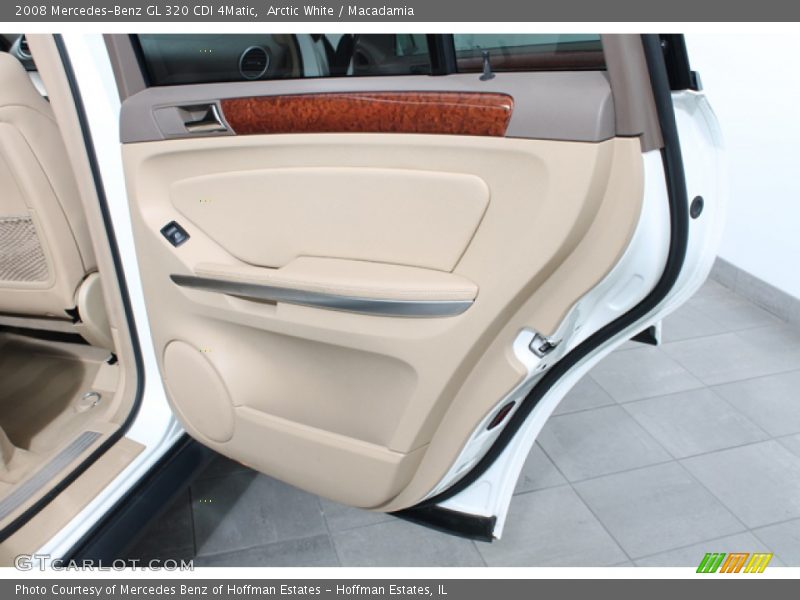 Arctic White / Macadamia 2008 Mercedes-Benz GL 320 CDI 4Matic