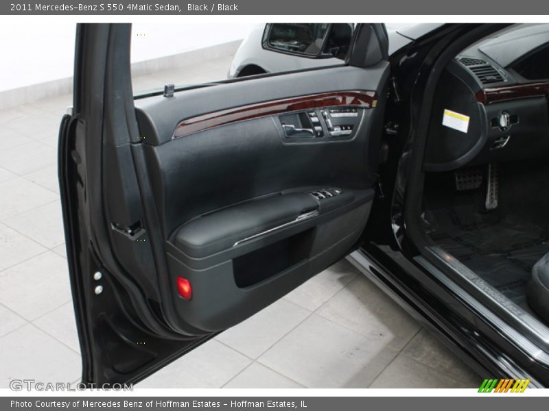 Black / Black 2011 Mercedes-Benz S 550 4Matic Sedan