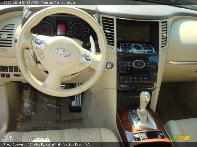 Dashboard of 2009 FX 35 AWD