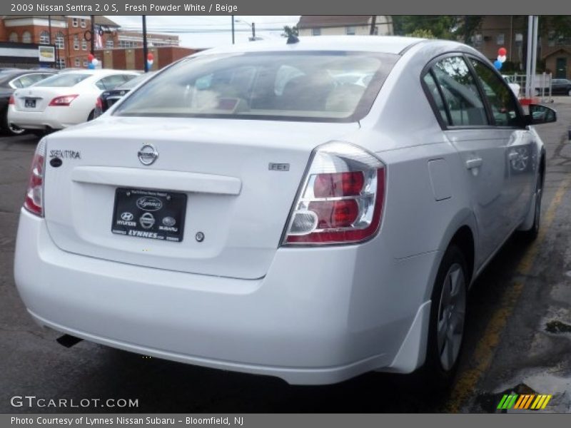 Fresh Powder White / Beige 2009 Nissan Sentra 2.0 S